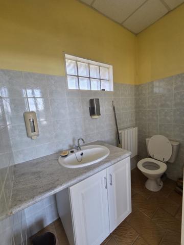 LOCAL PROFESSIONNEL - BLESIGNAC