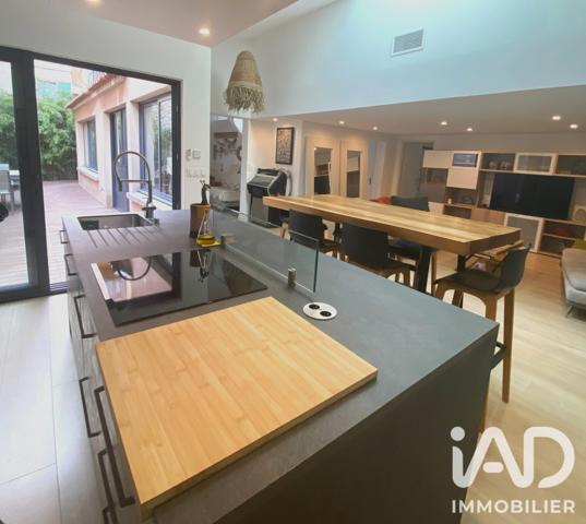 Appartement à vendre 5 pièces 174 m² Nîmes