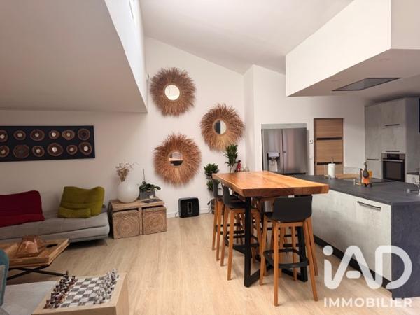 Appartement à vendre 5 pièces 174 m² Nîmes