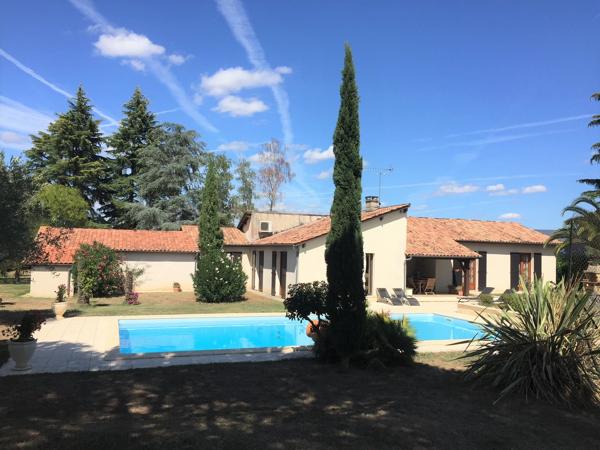 SUPERBE VILLA PLAIN-PIED