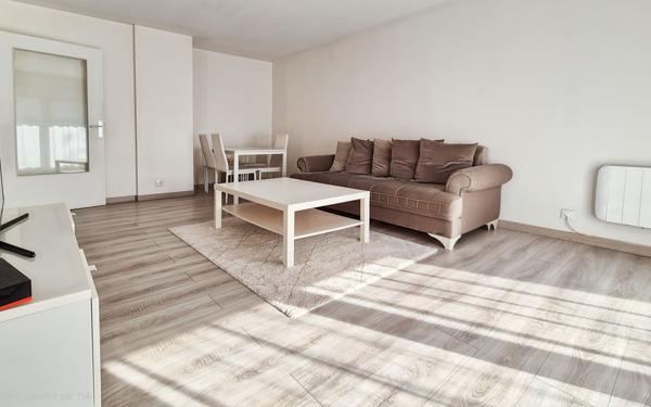 Appartement à vendre    2 pièces • 45 m2 Cergy