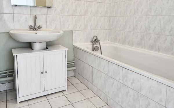 Appartement à vendre    2 pièces • 45 m2 Cergy