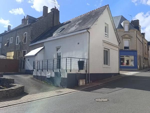 MMEUBLE DE RAPPORT MIXTE LOUÉ CENTRE COMMERCE ET APPARTE