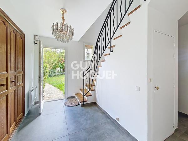 MAISON À LOUER DE 7 PIÈCES DE 160,00 M²