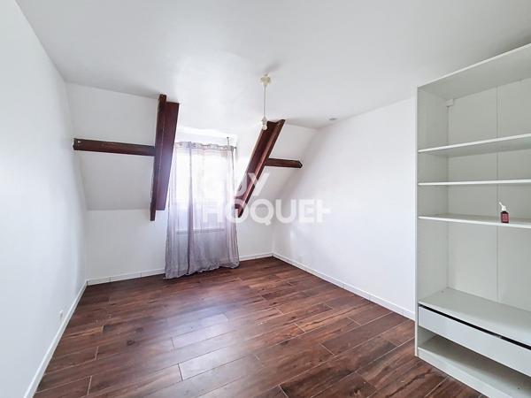 MAISON À LOUER DE 7 PIÈCES DE 160,00 M²