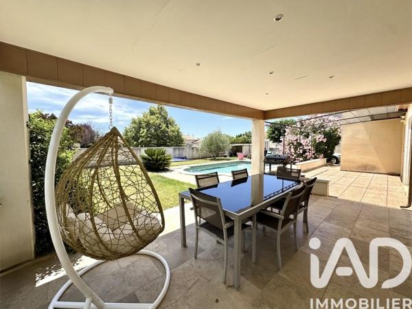 Maison à vendre 6 pièces 125 m² Camaret-sur-Aigues