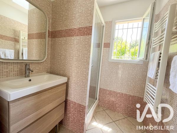 Maison à vendre 6 pièces 125 m² Camaret-sur-Aigues