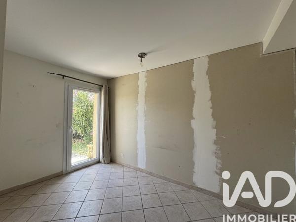 Maison à vendre 6 pièces 125 m² Camaret-sur-Aigues