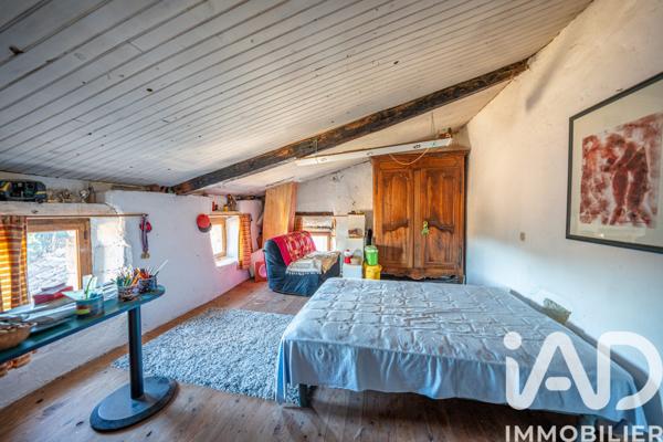 Maison à vendre 4 pièces 131 m² Saint-Julien-du-Serre
