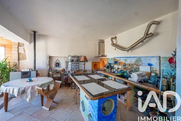 Maison à vendre 4 pièces 131 m² Saint-Julien-du-Serre