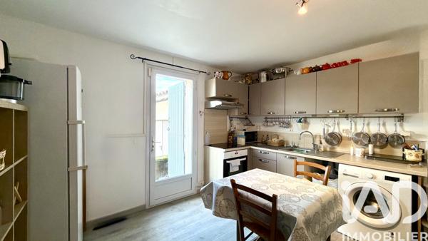 Maison à vendre 5 pièces 154 m² Entraigues-sur-la-Sorgue