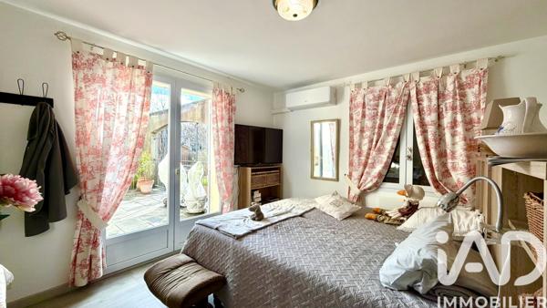 Maison à vendre 5 pièces 154 m² Entraigues-sur-la-Sorgue