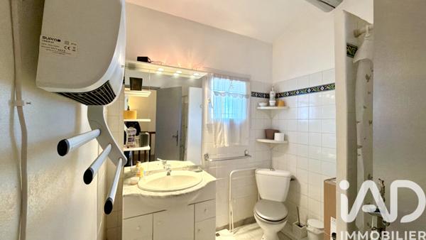 Maison à vendre 5 pièces 154 m² Entraigues-sur-la-Sorgue