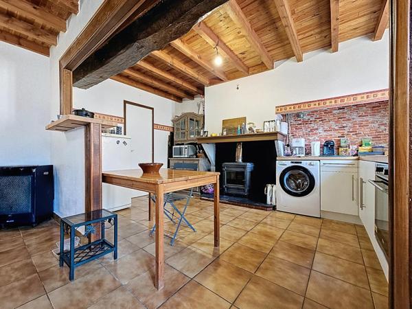 Maison de village avec potentiel – Villemagne – 120 m² habitables + Remise de 49 m²