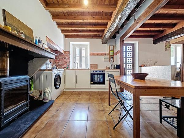 Maison de village avec potentiel – Villemagne – 120 m² habitables + Remise de 49 m²