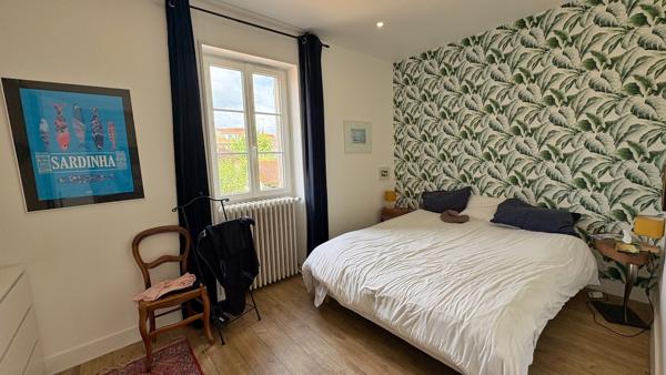 Maison
                                                                                                                                                                                                                                                                                                                        4 pièce(s)                                                                                                                                                                                                          3 chambre(s)                                                                                                                                                                                                          90.5  m²