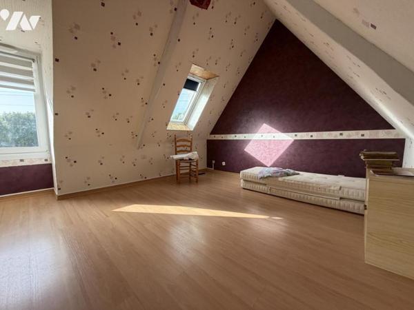 2035 - MORLAIX - MAISON AVEC VIE DE PLAIN PIED ET JARDIN DE 420M²