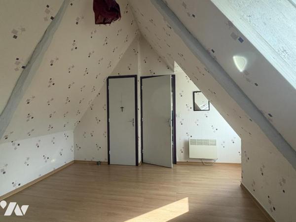 2035 - MORLAIX - MAISON AVEC VIE DE PLAIN PIED ET JARDIN DE 420M²