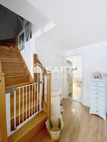 Magnifique maison de village rénovée avec goût à Réalville