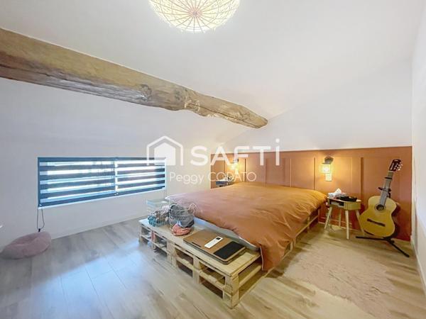 Magnifique maison de village rénovée avec goût à Réalville