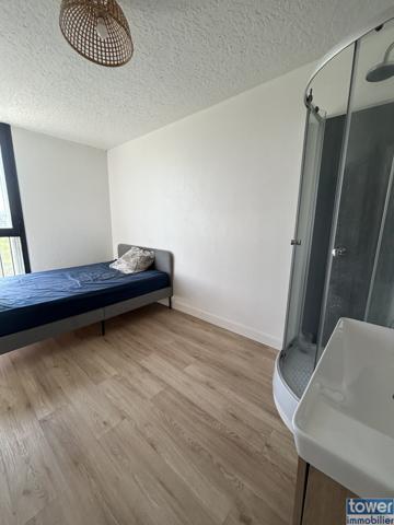 Appartement
                                                                                                                                                                                                                                                                                                                        5 pièce(s)                                                                                                                                                                                                          4 chambre(s)                                                                                                                                                                                                          72  m²