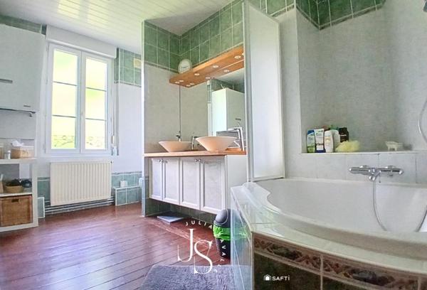 Maison de maître familiale au charme authentique et moderne