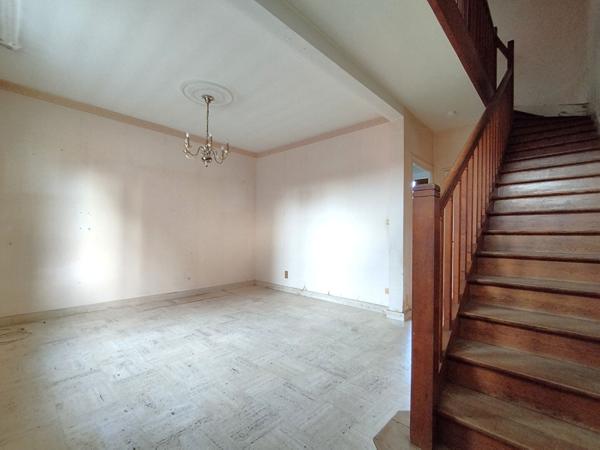 Maison Saint Pierre Des Corps 4 pièce(s) 132 m2 proche gare TGV, commerces, écoles, Fil bleu, tram