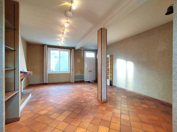 Maison Saint Pierre Des Corps 4 pièce(s) 132 m2 proche gare TGV, commerces, écoles, Fil bleu, tram