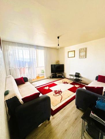 Beau T3 proche métro La Rose 61 m²