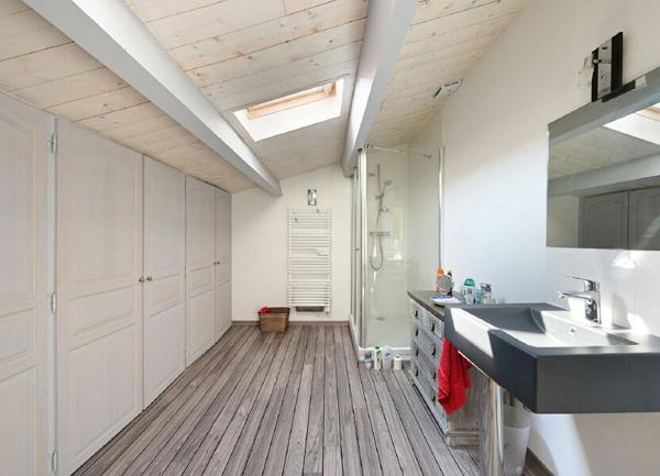 Maison à vendre    5 pièces •  La Flotte