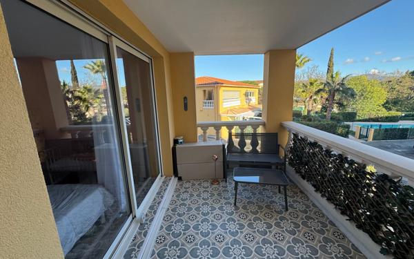 Appartement à vendre    3 pièces • 63 m2 Fréjus