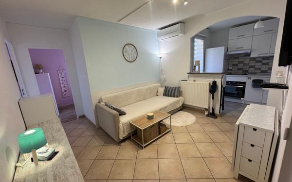 Appartement à vendre    3 pièces • 63 m2 Fréjus