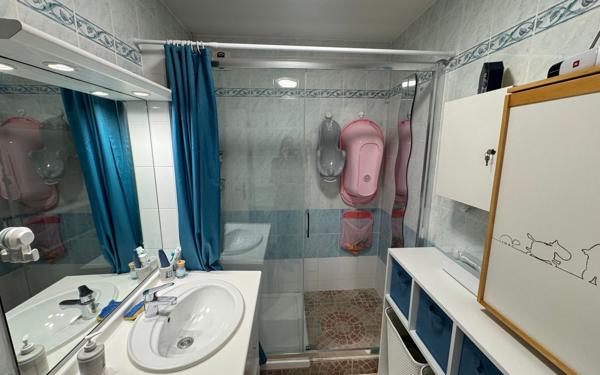 Appartement à vendre    3 pièces • 63 m2 Fréjus