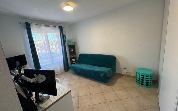 Appartement à vendre    3 pièces • 63 m2 Fréjus