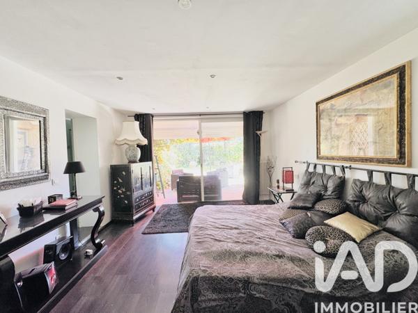 Maison à vendre 6 pièces 205 m² Peymeinade