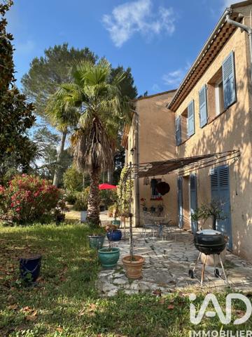 Maison à vendre 6 pièces 205 m² Peymeinade