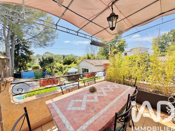 Maison à vendre 6 pièces 205 m² Peymeinade