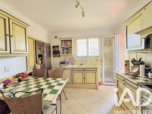 Maison à vendre 6 pièces 205 m² Peymeinade