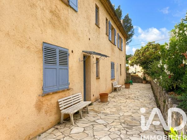 Maison à vendre 6 pièces 205 m² Peymeinade