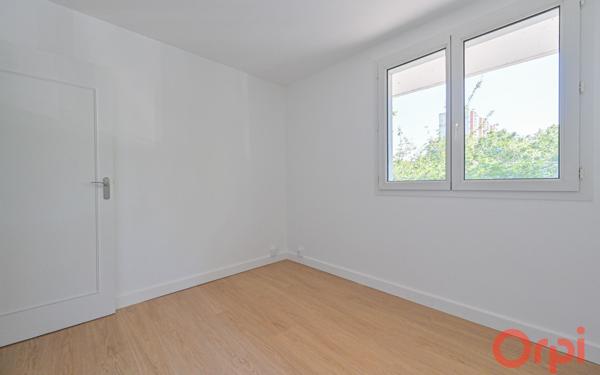 Appartement à louer    3 pièces • 60 m2 Clichy