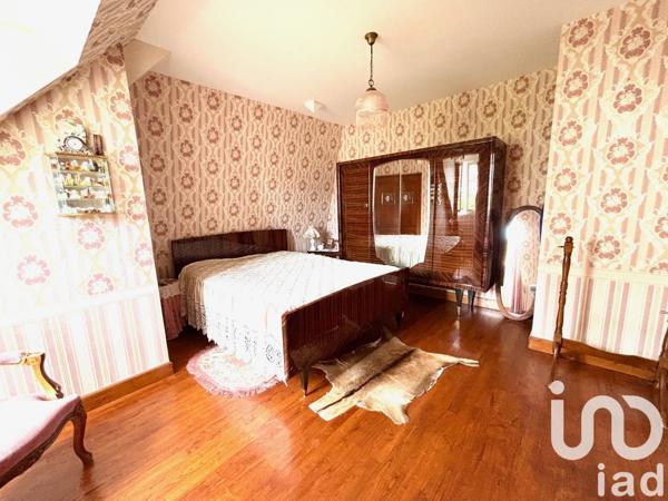 Maison 6 pièces de 123 m² à Saint-Gaultier (36800)