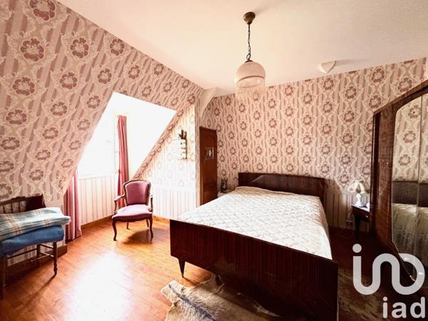 Maison 6 pièces de 123 m² à Saint-Gaultier (36800)