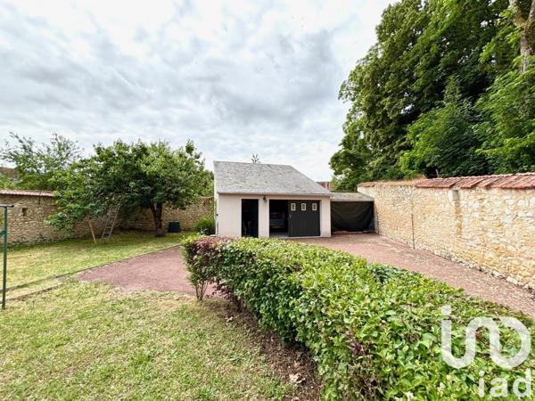 Maison 6 pièces de 123 m² à Saint-Gaultier (36800)