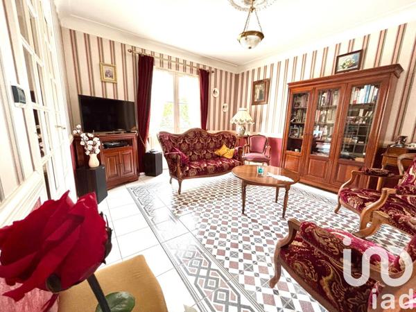 Maison 6 pièces de 123 m² à Saint-Gaultier (36800)