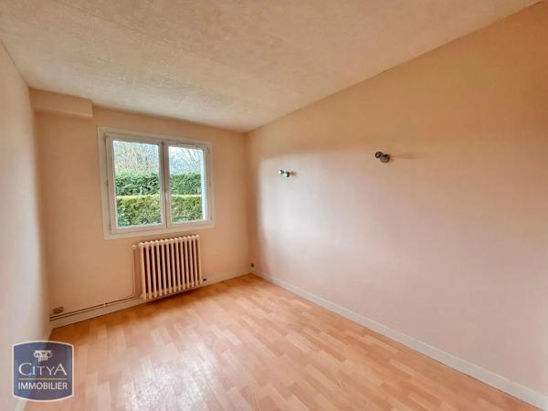 Maison à louer 4 pièces 93.23m² Saint-Berthevin (53940)
