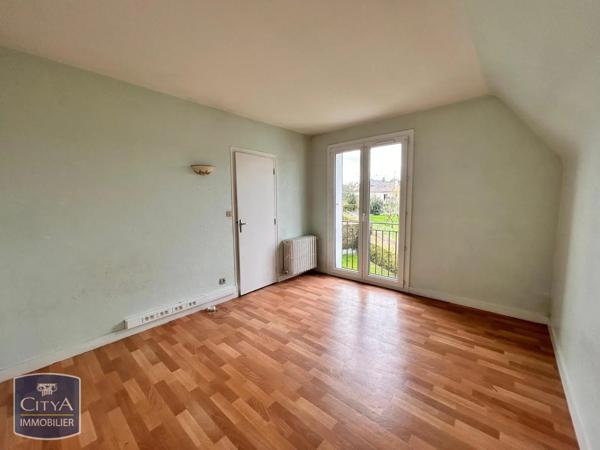 Maison à louer 4 pièces 93.23m² Saint-Berthevin (53940)