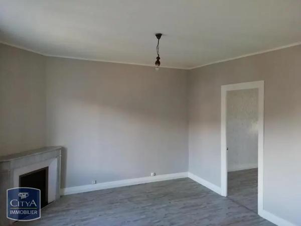 Appartement à louer 4 pièces 94.55m² Dunières (43220)