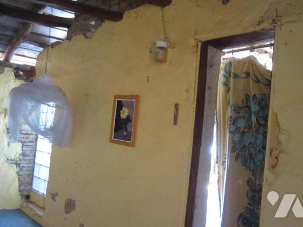 Maison de ville en pierres avec GARAGE - TERRASSES et JARDINET