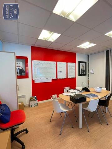 Local professionnel à louer 117.47m²