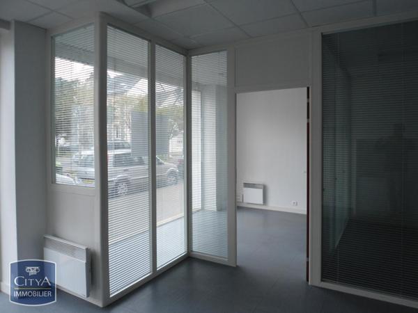 Local professionnel à louer 117.47m²